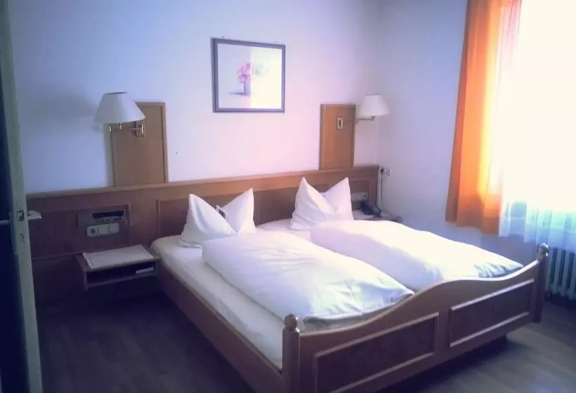 Majatalo Gästehaus An Der Peitnach