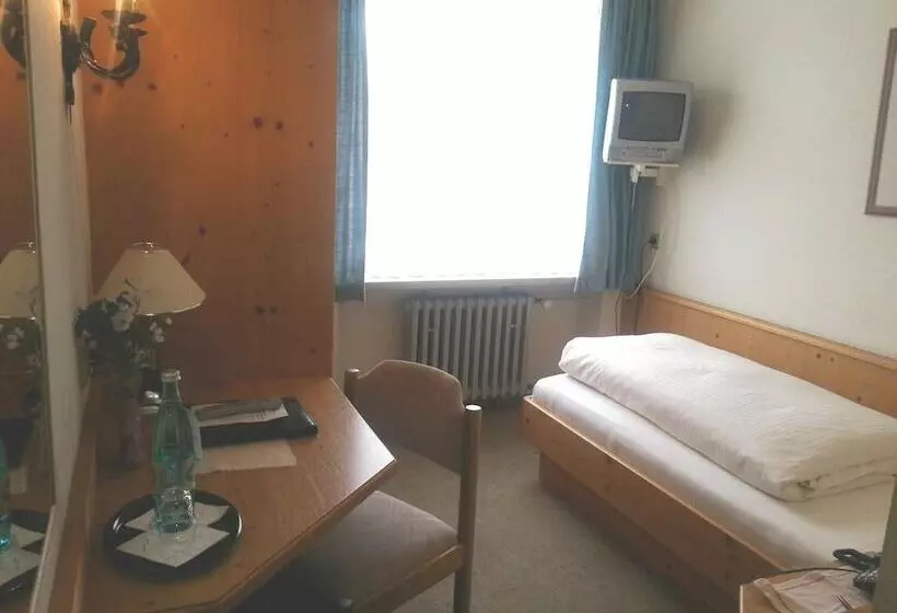 Majatalo Gästehaus An Der Peitnach