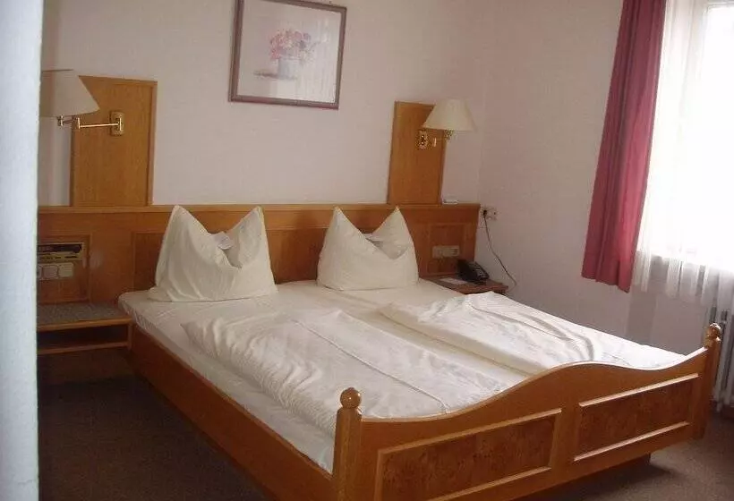 Majatalo Gästehaus An Der Peitnach