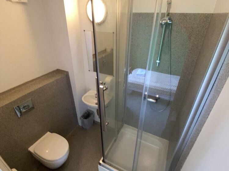 پانسیون Hörgsland Guesthouse