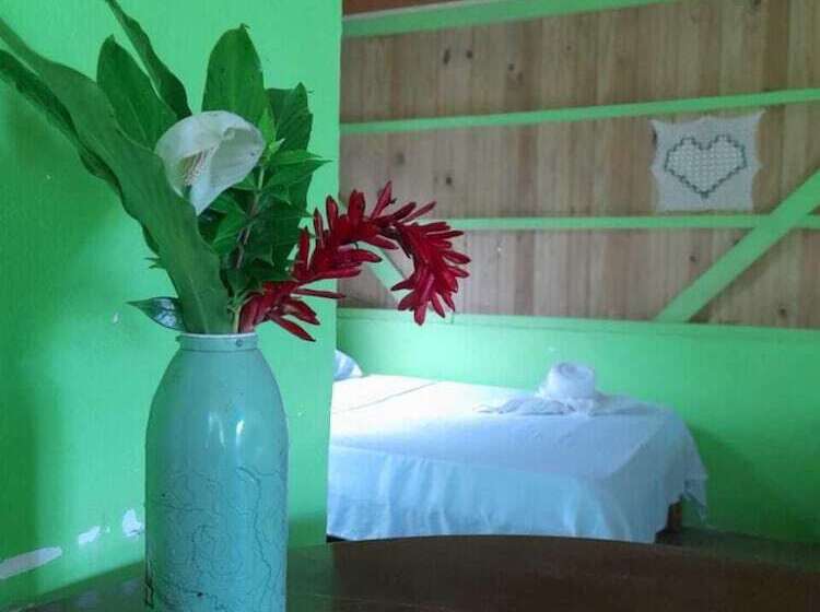 ペンション Rancho Verde De Osa