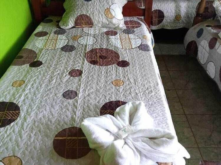 ペンション Rancho Verde De Osa