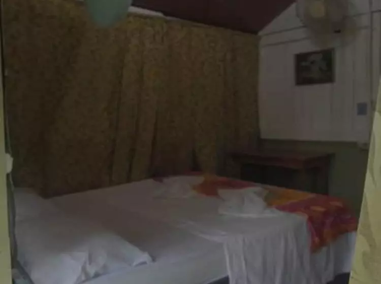 ペンション Rancho Verde De Osa