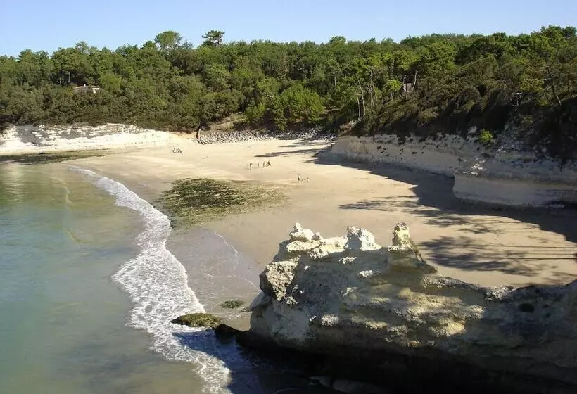 Lomakeskus Vacances Passion L Arneche