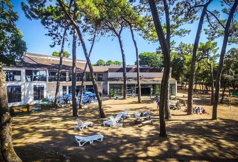 Lomakeskus Vacances Passion L Arneche