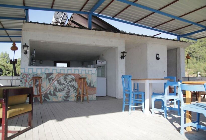 هاستل Mozaik Pansiyon