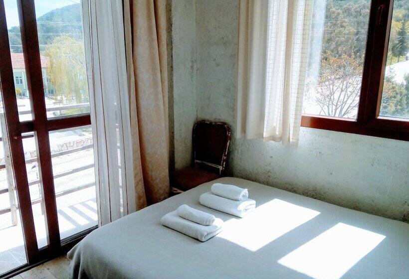 هاستل Mozaik Pansiyon