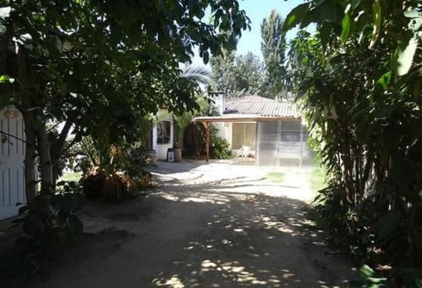 مبيت وإفطار Hostal Vida 2000