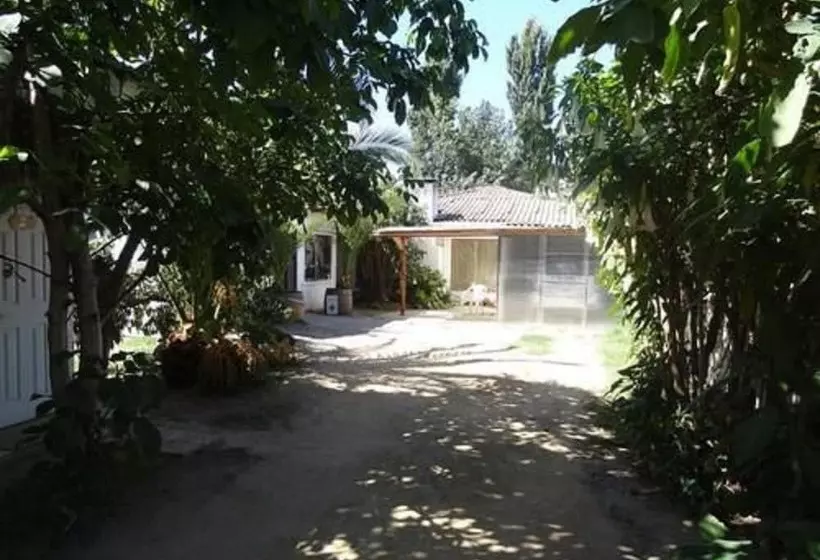 Aamiaismajoitus (B&B) Hostal Vida 2000