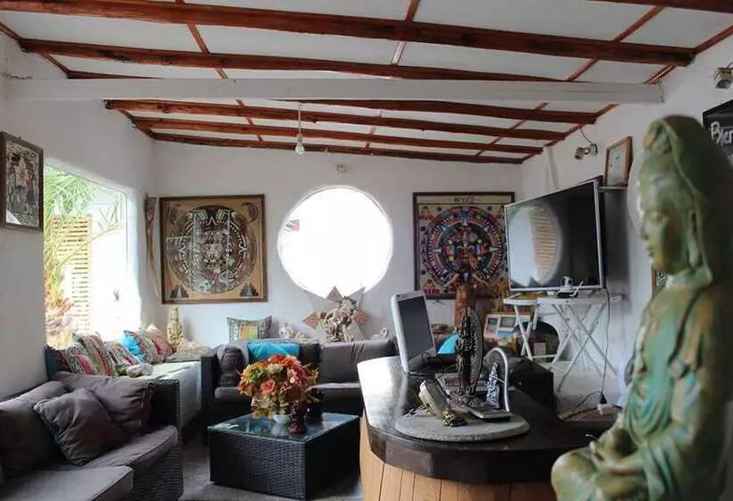 Aamiaismajoitus (B&B) Hostal Vida 2000