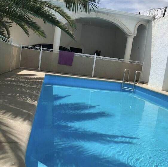 تختخواب و صبحانه Residencia Esmeralda