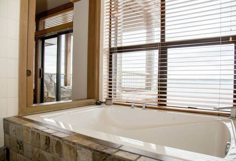 住宿加早餐  The Inn At Langley