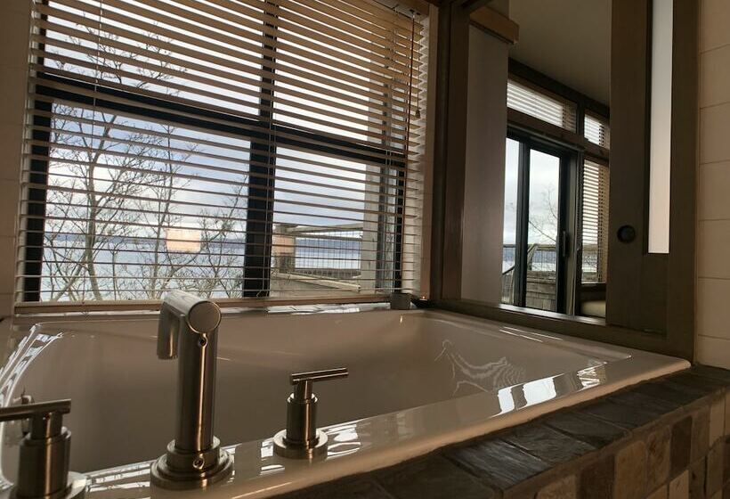 住宿加早餐  The Inn At Langley