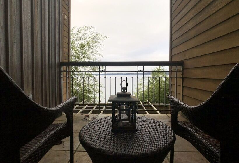 住宿加早餐  The Inn At Langley