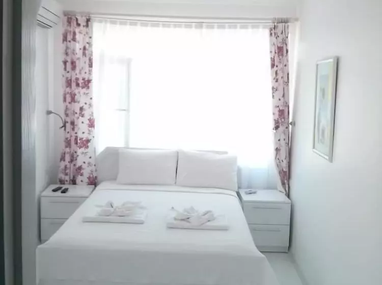 Denizkizi Butik Otel