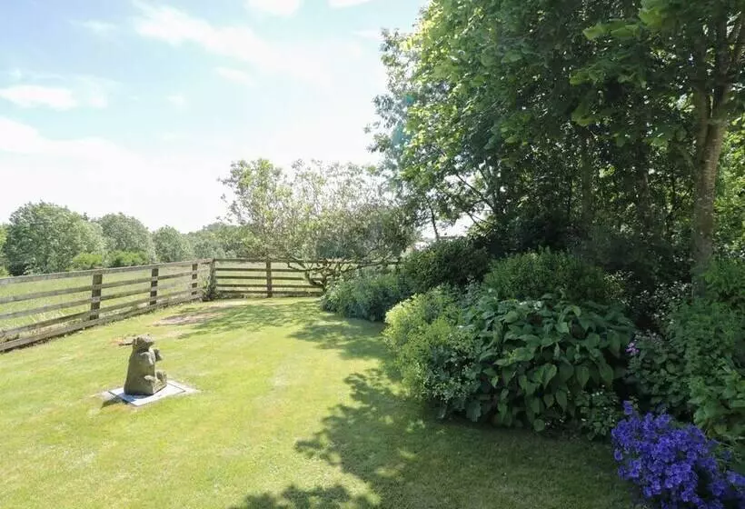 Henhouse Cottage
