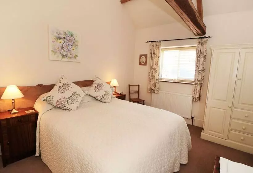 Henhouse Cottage