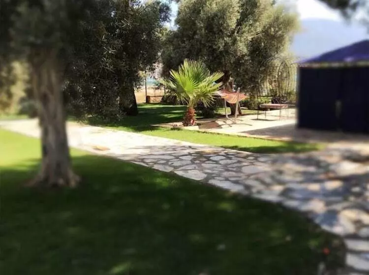 Hotelli Baharin Bahce Pansiyon