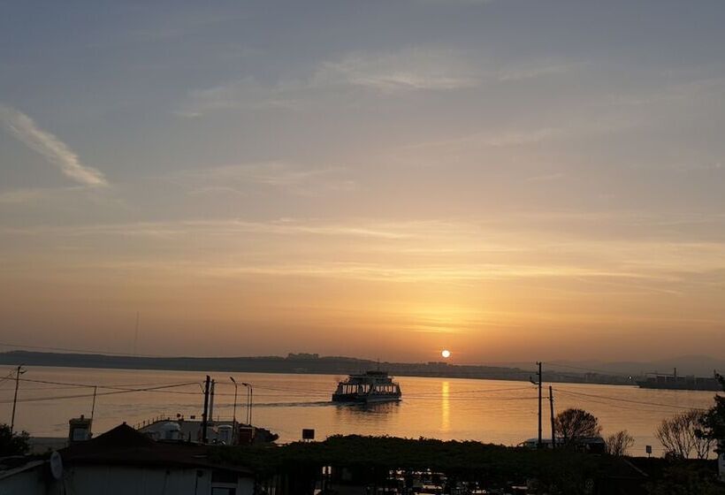 فندق Dardanelles1915