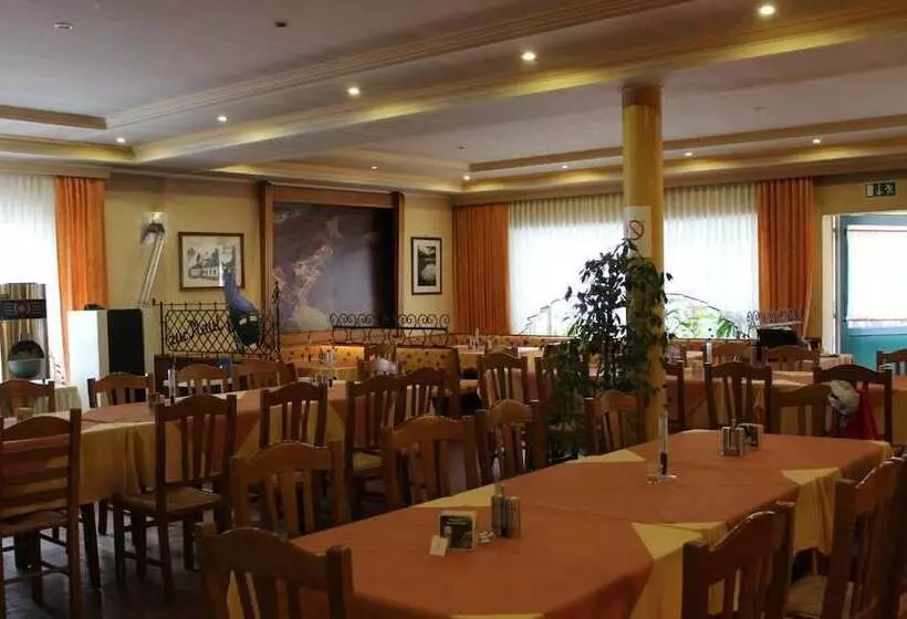 Hotelli Gasthof Pension Bürger