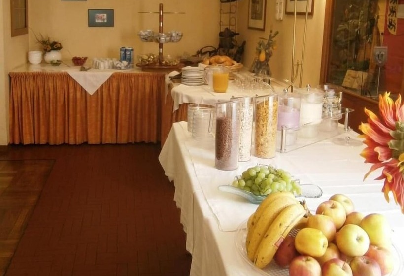 Отель Gasthof Pension Bürger