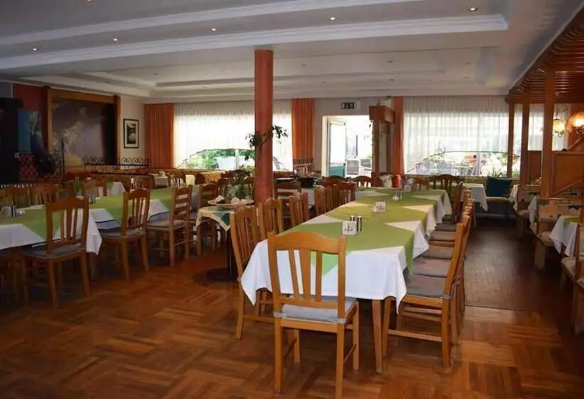 Hotelli Gasthof Pension Bürger