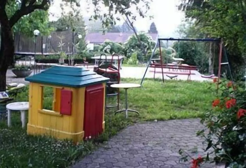 Hotelli Gasthof Pension Bürger