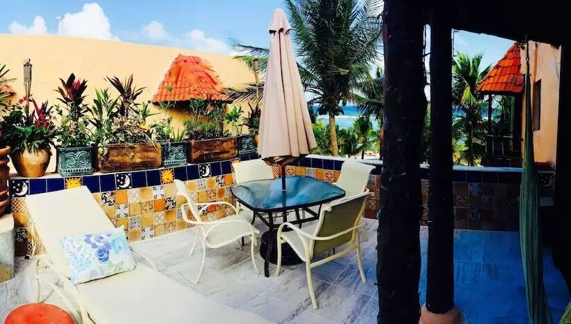 هتل Hammock Heaven