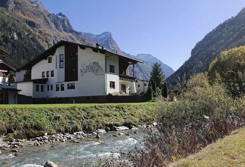 בית מלון כפרי Haus Astoria