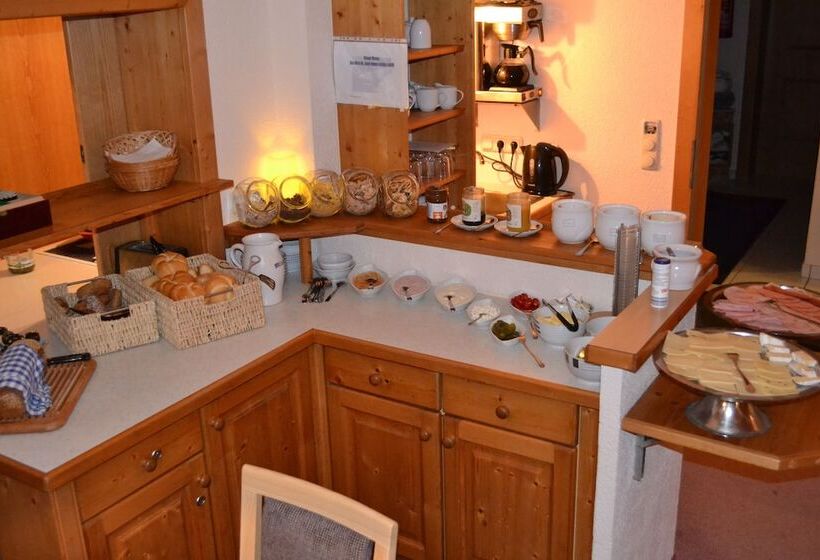 בית מלון כפרי Haus Astoria