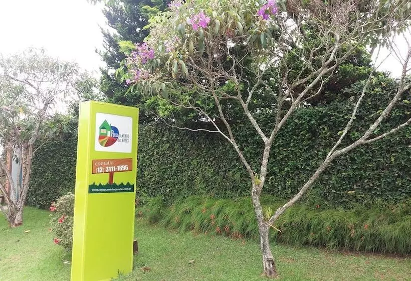 Hotelli Pouso Caminho Das Artes