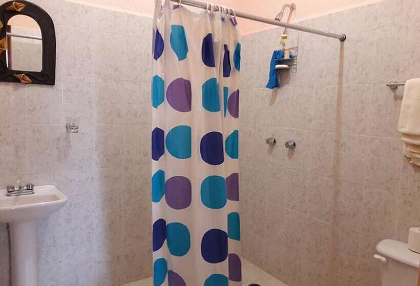 هتل Villa Monteli Suites