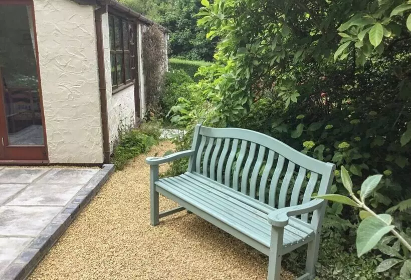 Lane End Cottage