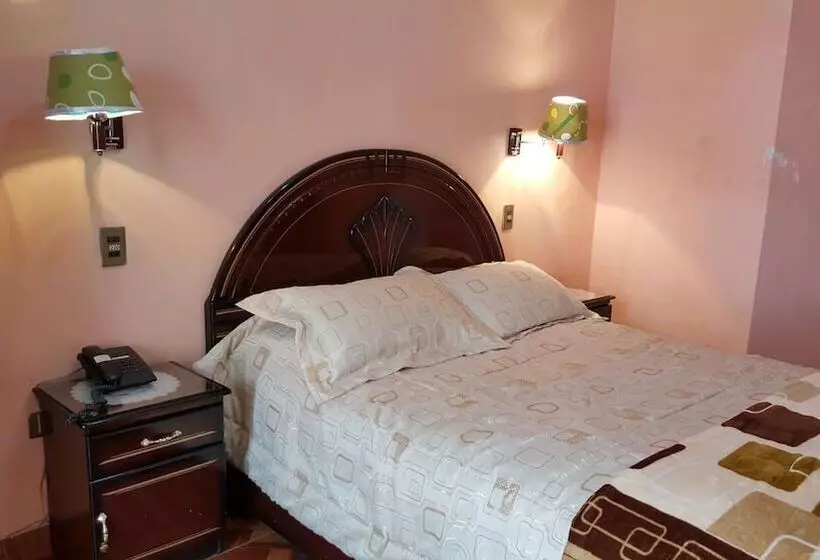 Las Torres Hostal