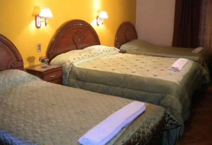 Las Torres Hostal