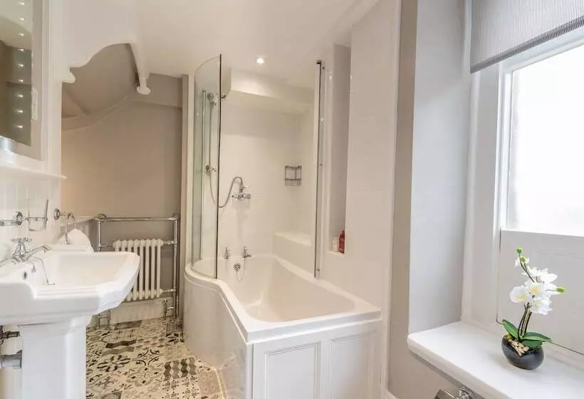 Magistrates Chambers