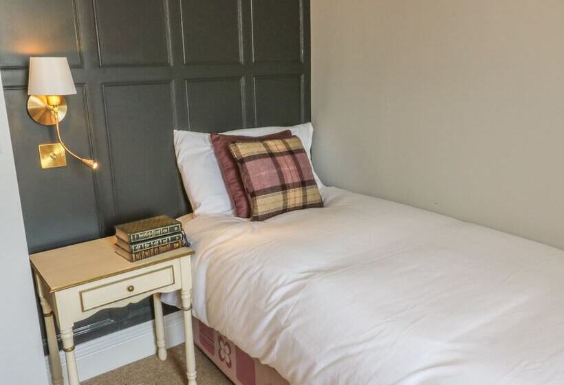 Magistrates Chambers