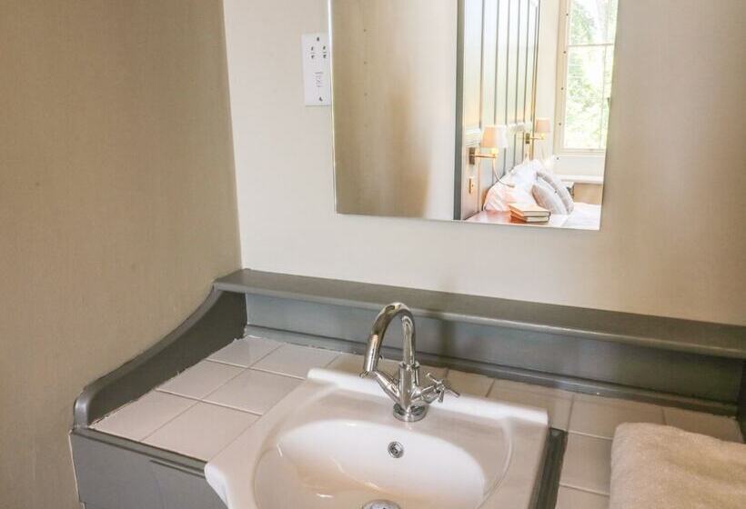 Magistrates Chambers