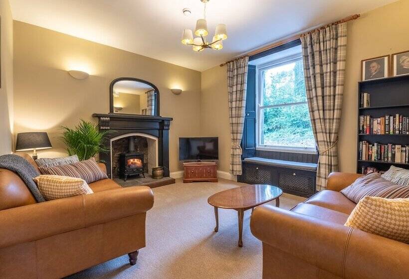 Magistrates Chambers