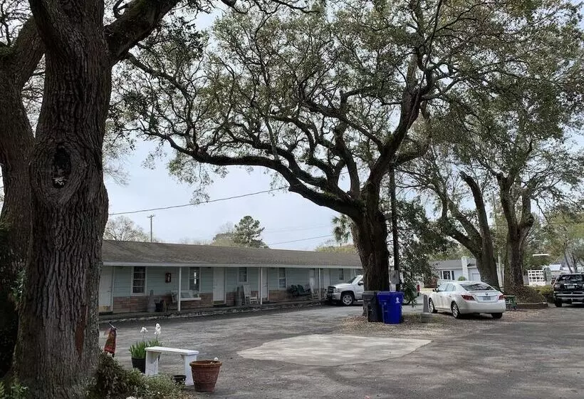 モーテル The Inn At Southport