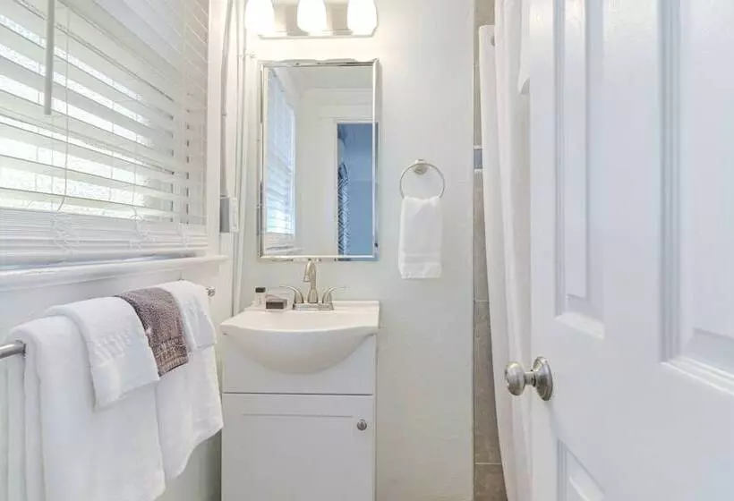 モーテル The Inn At Southport