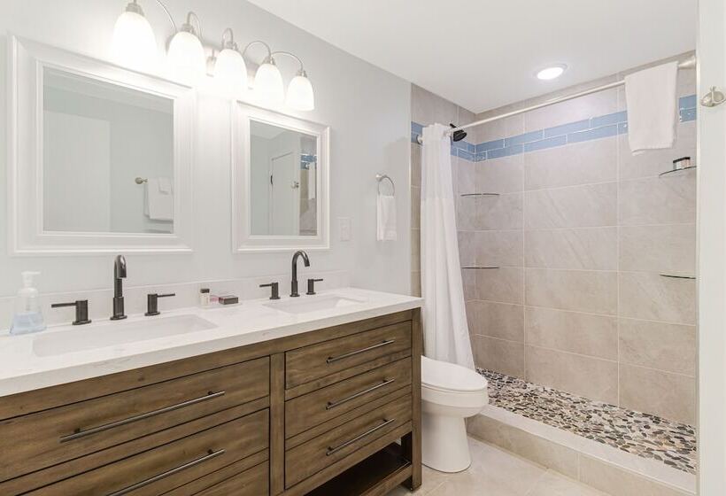 فندق على الطريق The Inn At Southport