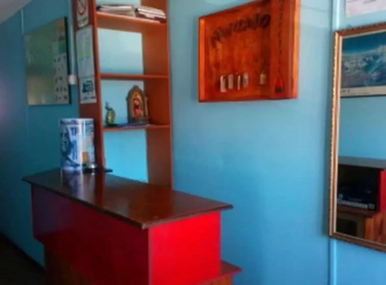 Mwono   Hostel