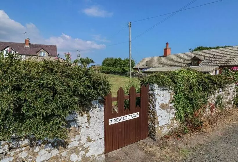 No. 2 New Cottages