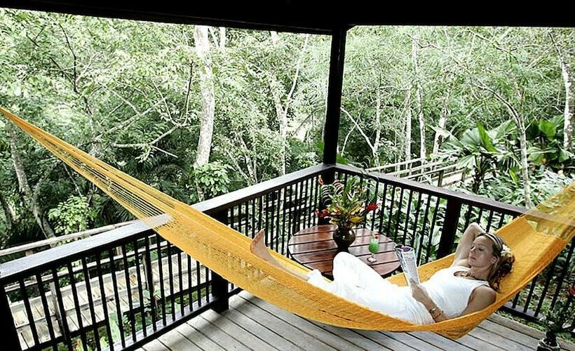 펜션 Belize Botanic Gardens Cottages And Jungle Guest House