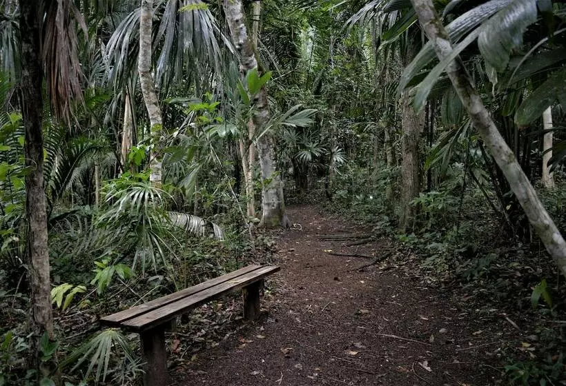 پانسیون Belize Botanic Gardens Cottages And Jungle Guest House