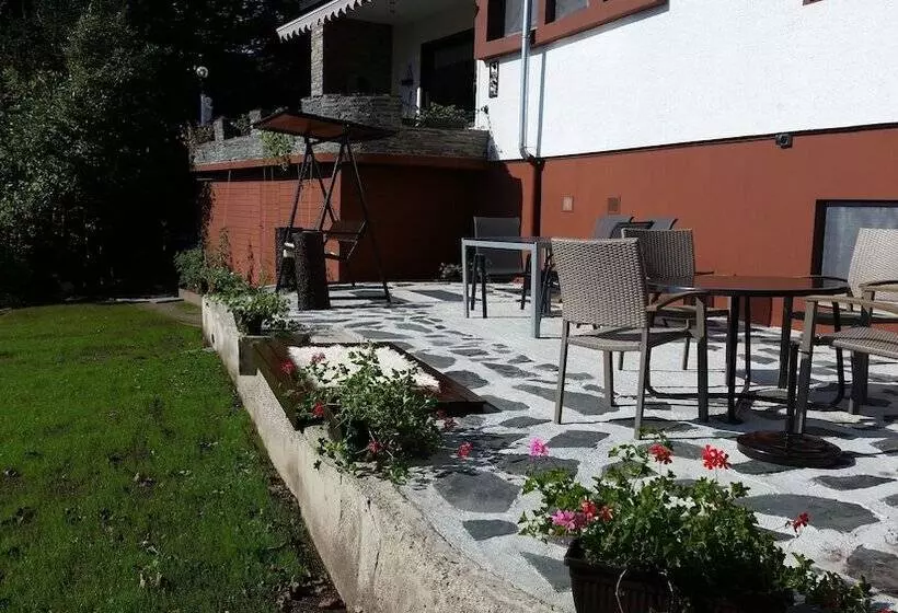 ペンション Comfort And Views