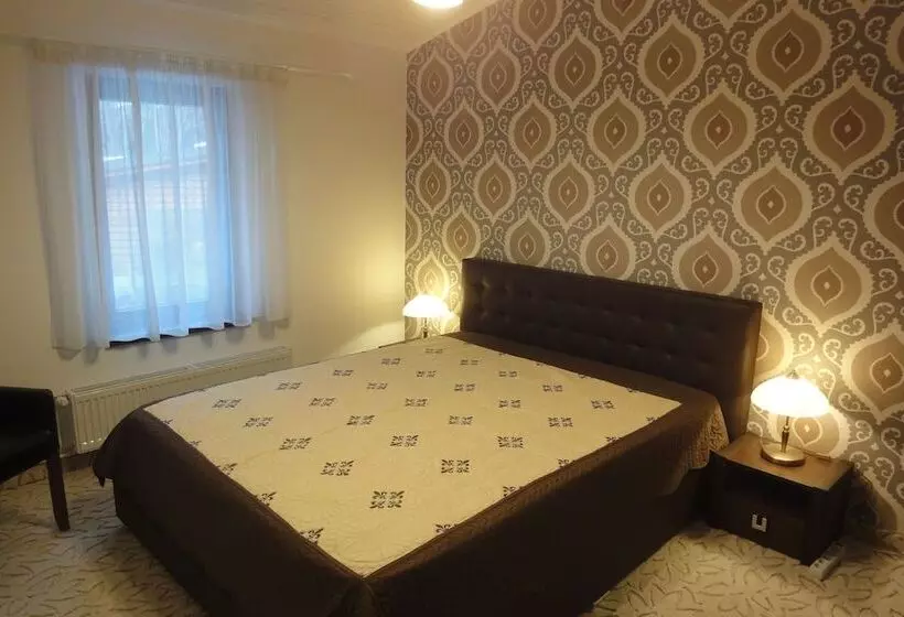 ペンション Comfort And Views