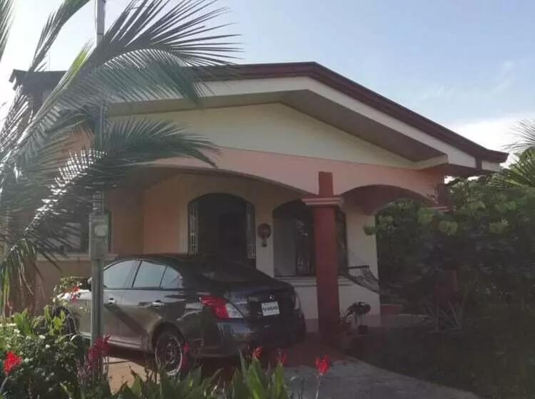 پانسیون Nayuribe Familiar House