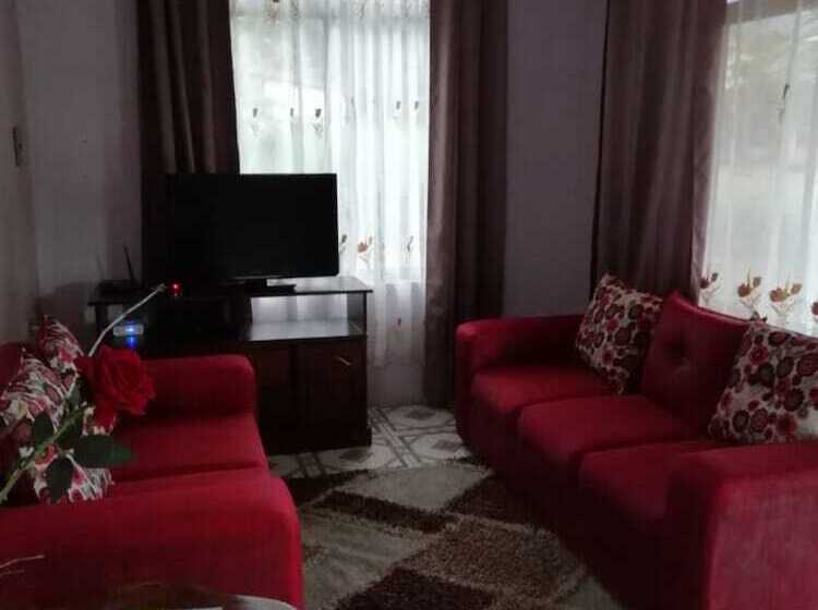 پانسیون Nayuribe Familiar House